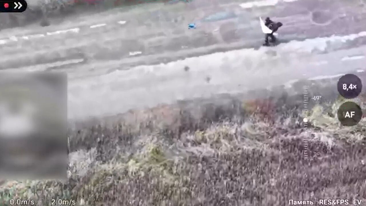 🚨📹 Ukrainian drones KILL fleeing CIVILIANS