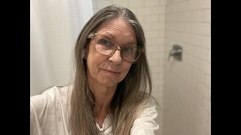 Colored My Hair. Thumbnail Before.