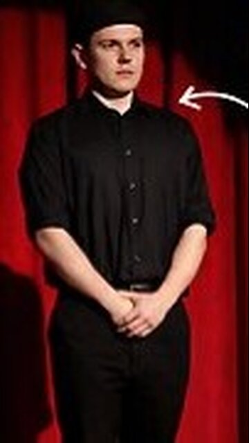 "Torn" Natalie Imbruglia😅 Best Performance Very Funny & Clever