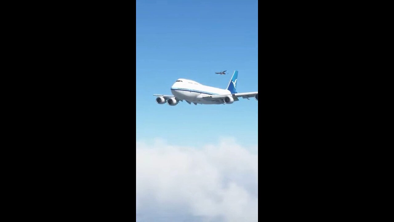Boing 747 strikes bird and engine is down