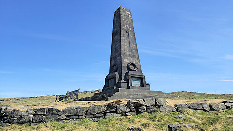 Walk up to Pots & Pans Monument