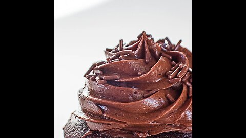 Chocolate Buttercream Frosting Recipe - Homemade Icing for Piping and Cakes