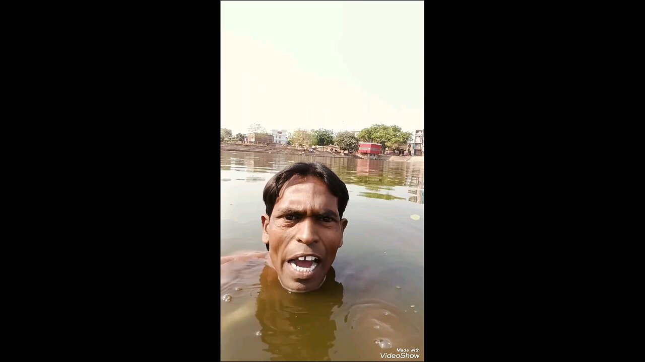 shayari acchi kar rahe ho uncle