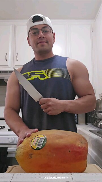 Cutting a Papaya