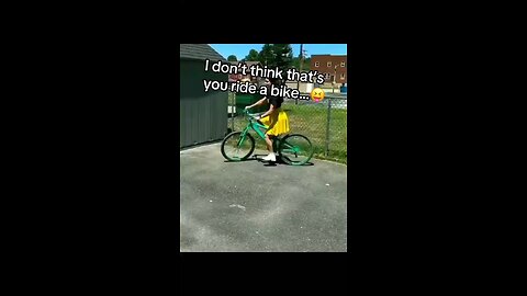 I don’t think that’s how you ride a bike… #fyp #fypシ #foryoupage #funnyvideos #funny #bike