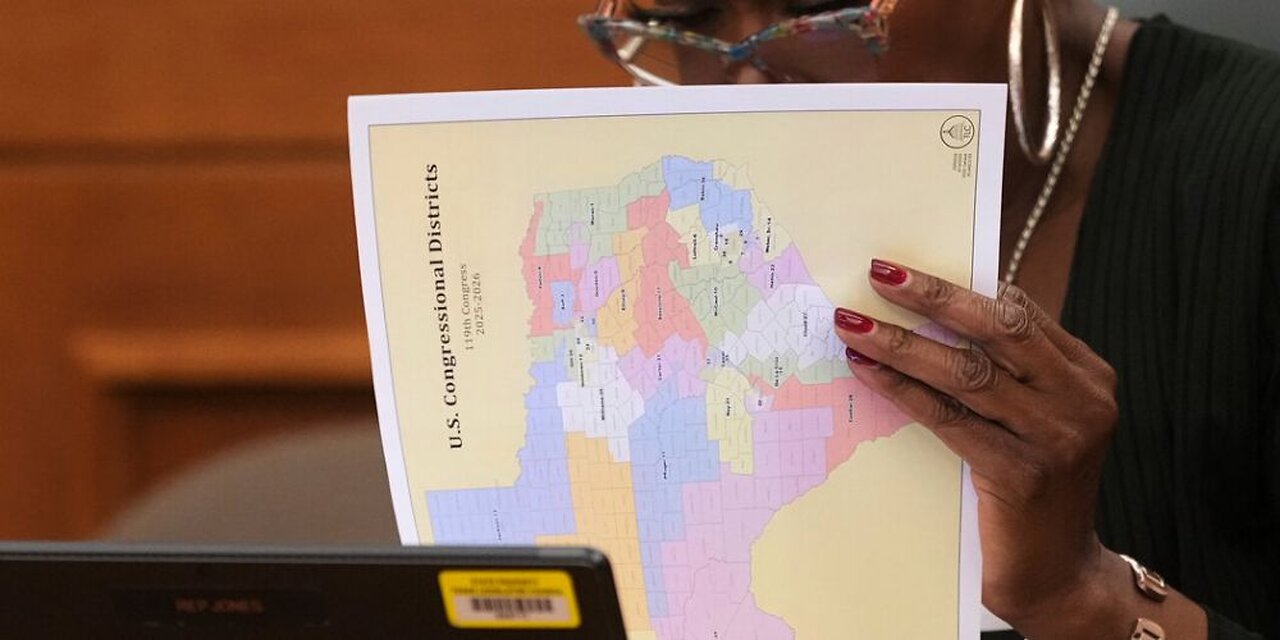 GOP Rep. Introduces Redistricting Bill That May Challenge Trump-Supported GOP Strategy in Texas