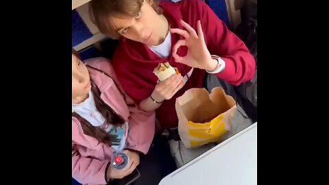 Escándalo en tren ucraniano por hablar en ruso