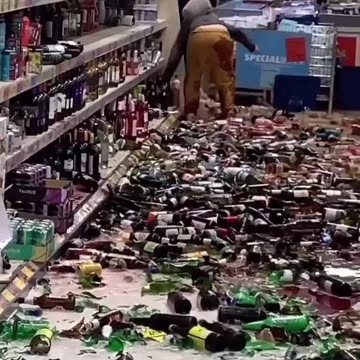 People film and no one intervened. Crazy.