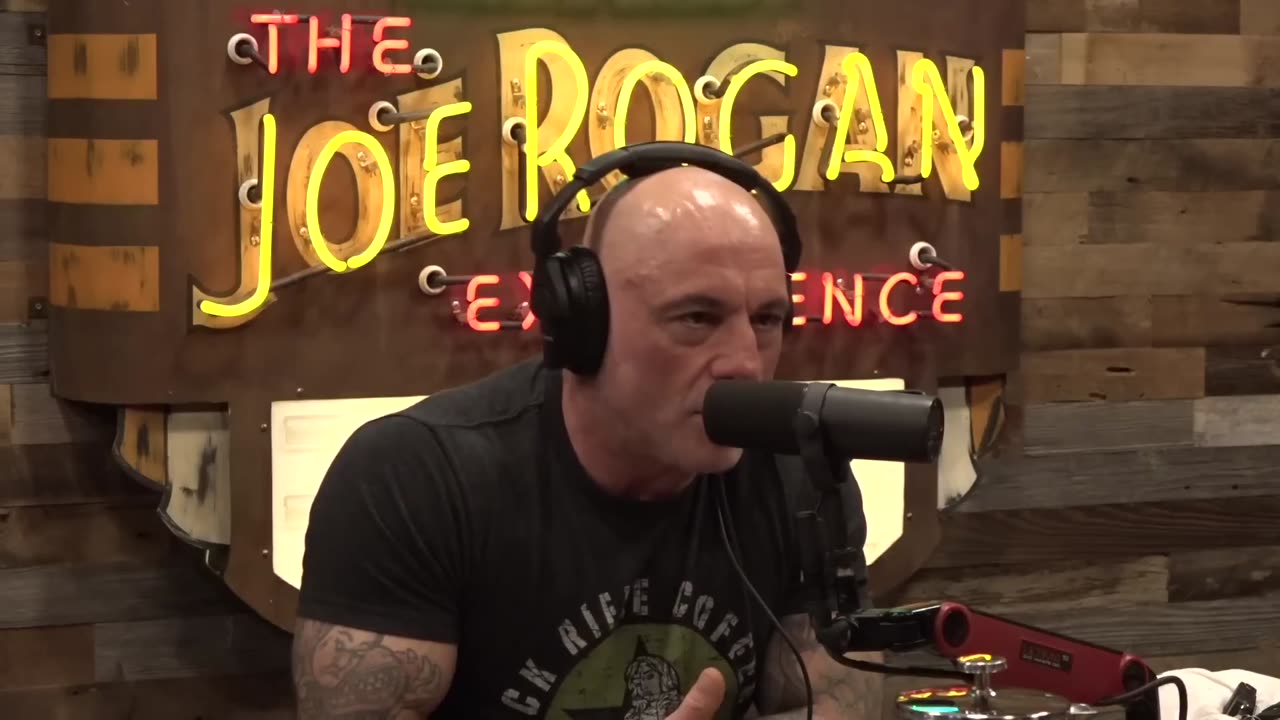 Rogan Speaks on Self Driving Cars