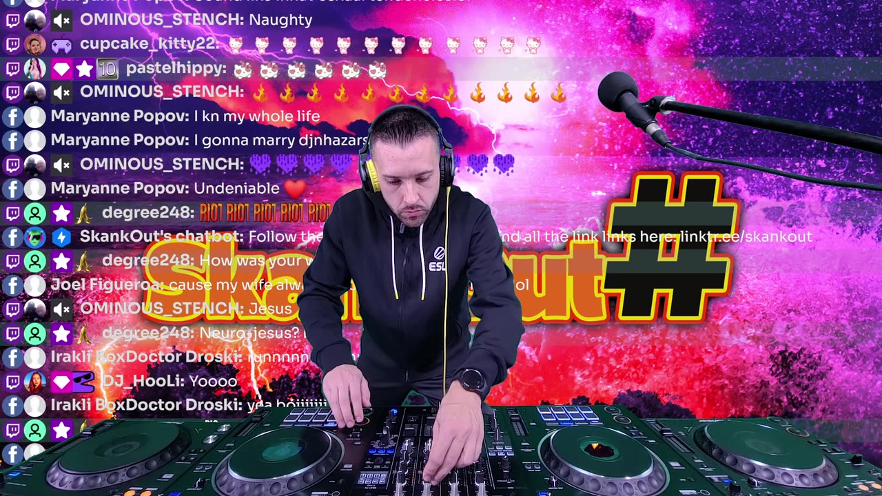 SkankOut#286 is is live! linktr.ee/skankout for all live links!