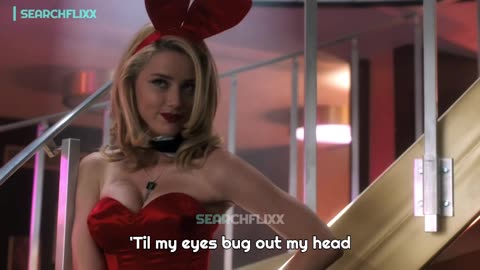 Photographer gets a little turned on while shooting Amber Heard 😳