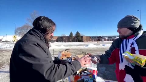 Volunteer in Minnesota provides hot drinks, warm car amid unrest