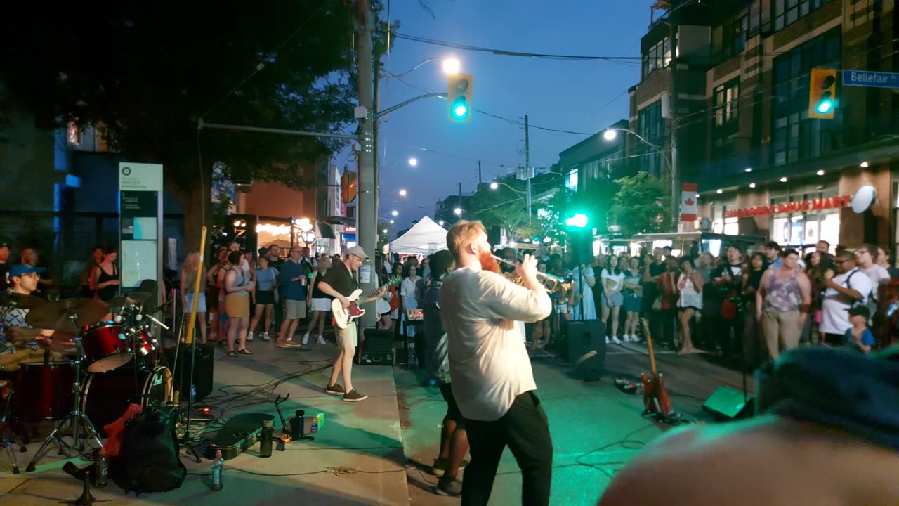【4K】🎷 Jazz Festival Night Street Party Toronto Canada 🇨🇦