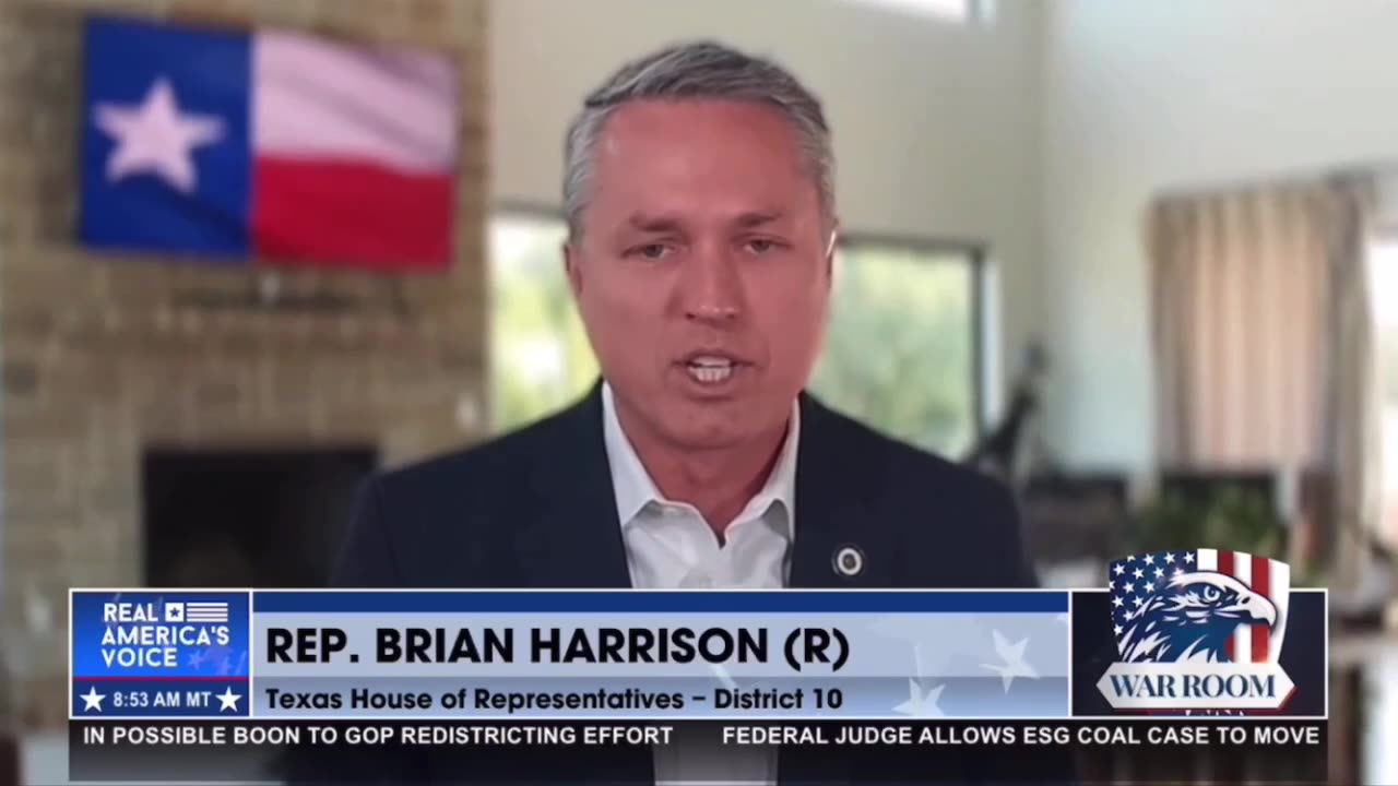 Texas lawmaker moves to gerrymander another GOP seat for each week Dems are away