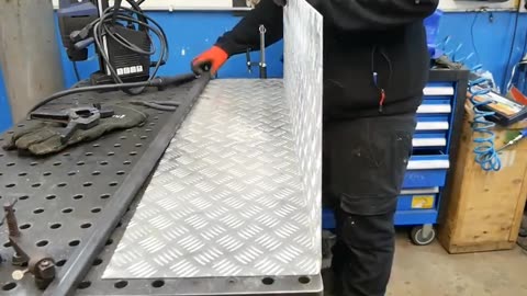 Design and Optimization of Dump Truck Unloading Systems