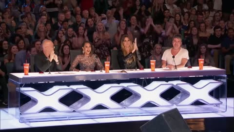 America's Got Talent 2017 Darci Lynne Farmer Ventriloquist Golden Buzzer Auditions 1