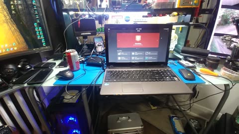 Electronics #vlog.installed Fedora 42 on acer laptop. #vlog #repair #tech #fedora #acer