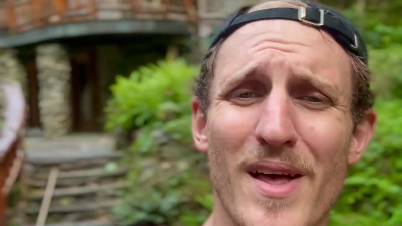 Dude, #carpentry is hard, I am working towards being proficient in rough carpentry… carpentry #jokes that is even harder! No pun intended. But cedar is the most pretentious smug and pompous of wood #cedar #wood #jesus #wasacarpenter