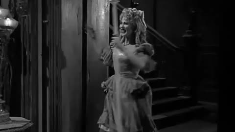 La familia Monster - El Baile De Disfraces