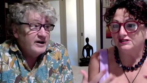 Oxytocin - your love hormone! Fighting with other hormones - how can we relax and increase our love!