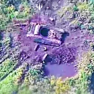 40 Years of Russian T72 Tank(Insane Detonation)