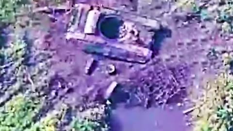 40 Years of Russian T72 Tank(Insane Detonation)