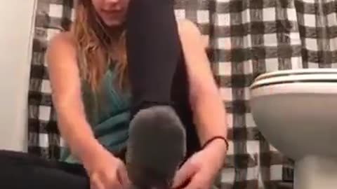 Brunette feet joi