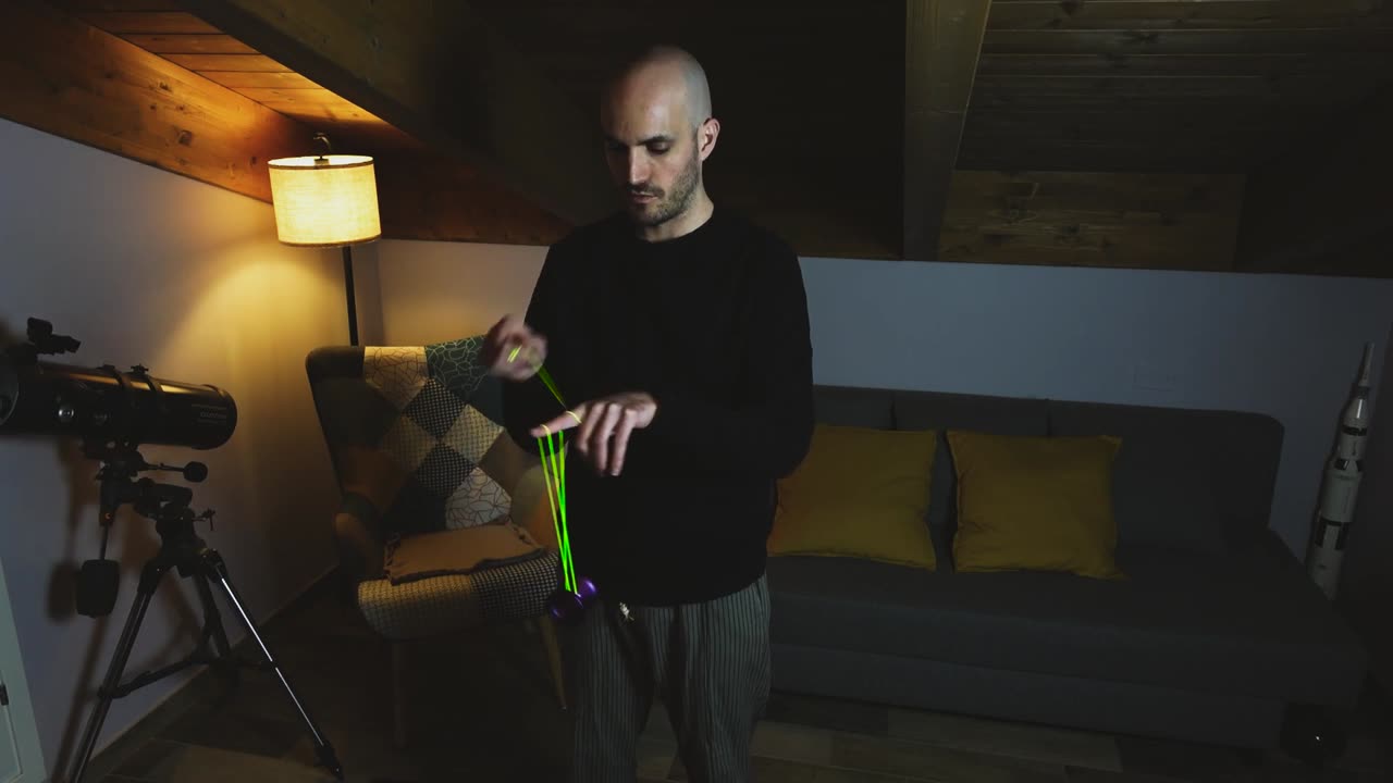 LIVE FLOW REPEAT - 2 Yoyo Trick Tutorials