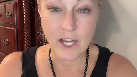 Hypnosis Story: She's living two lives right now...and one is hell