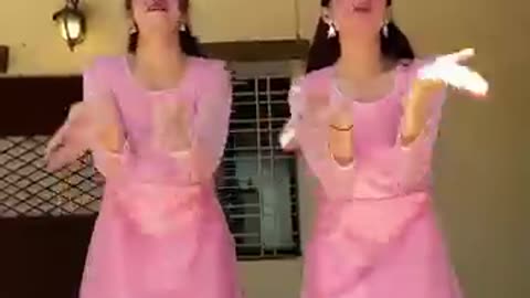 Gulabi sharara