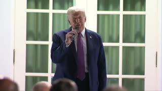 Trump hosts Members of Congress at the newly-renovated Rose Garden