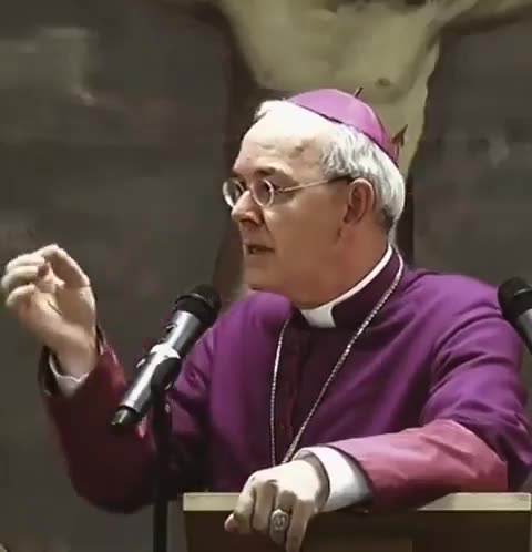 Bishop Athanasius Schneider speaks out against the mass Islamisation of Europe: