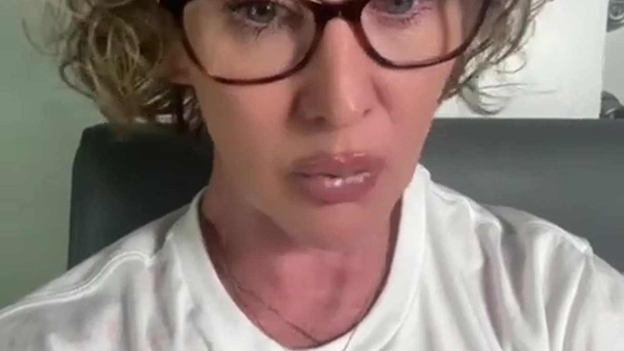 OMG! I think I just solved the mystery!!!