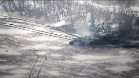 🔥🚀 Ukraine Russia War | T-80BV Crewman Flees Burning Tank Near Vuhledar | RCF