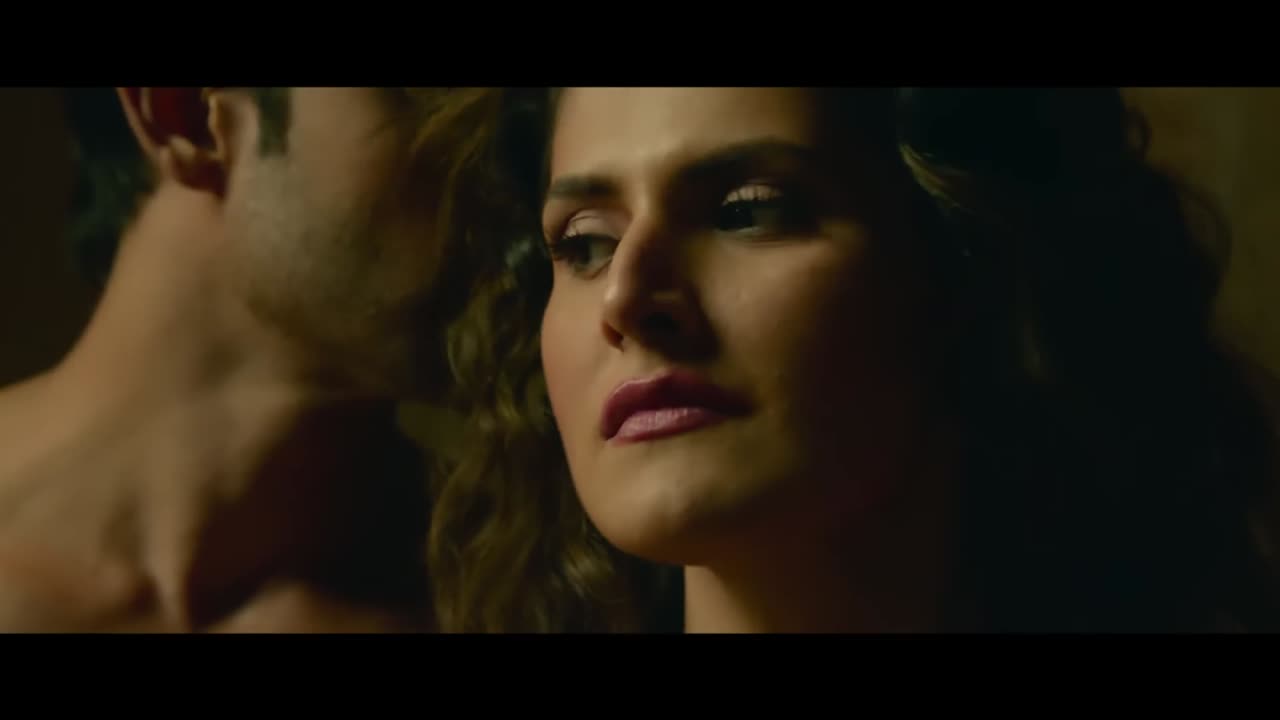Arijit Singh and Mithoon bring to you the most sensual song of the year