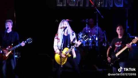 WALKING THE DOG ~ MITCH MOLLOY & LIGHTNING