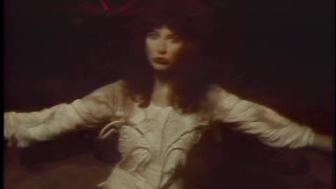 Kate Bush - Dreaming