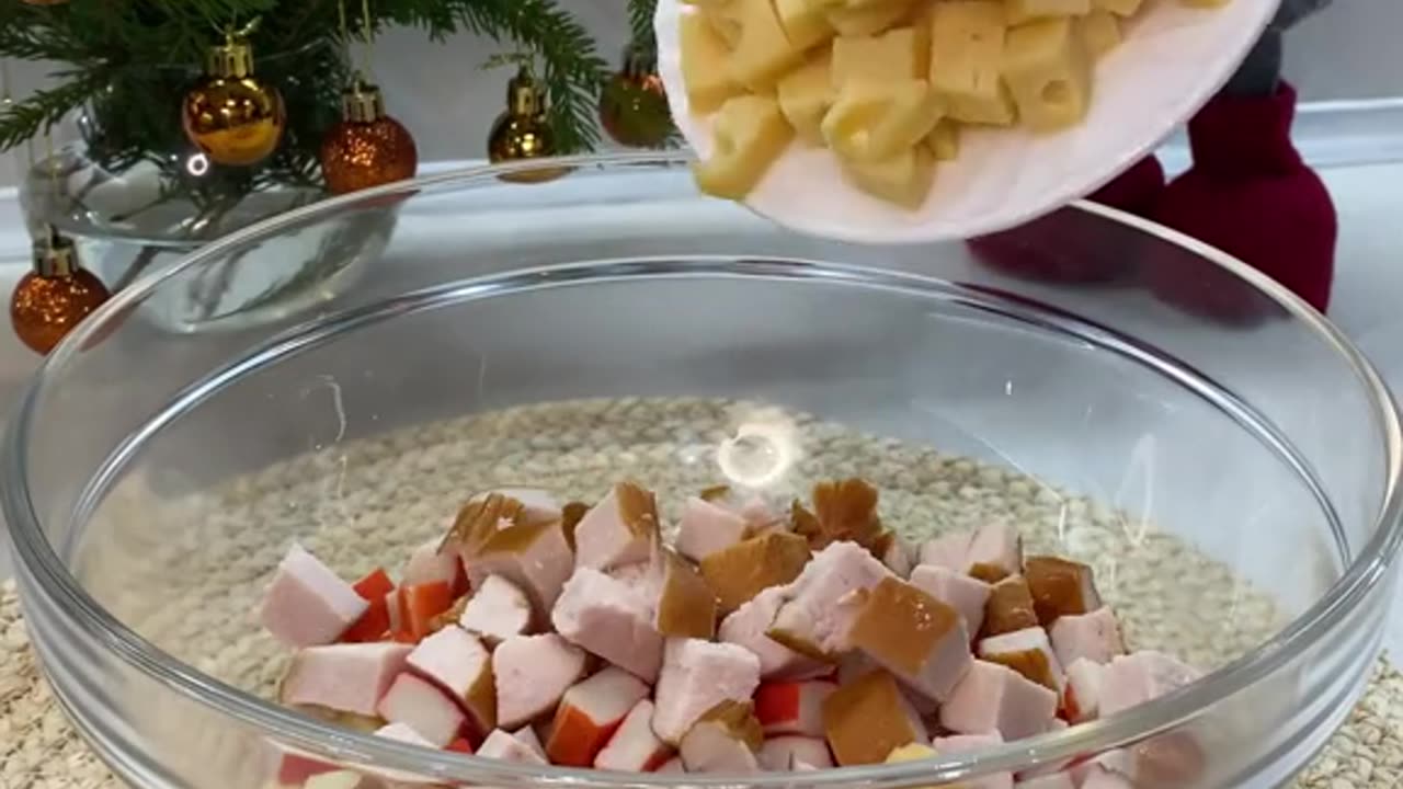 PINEAPPLE SALAD 🍍