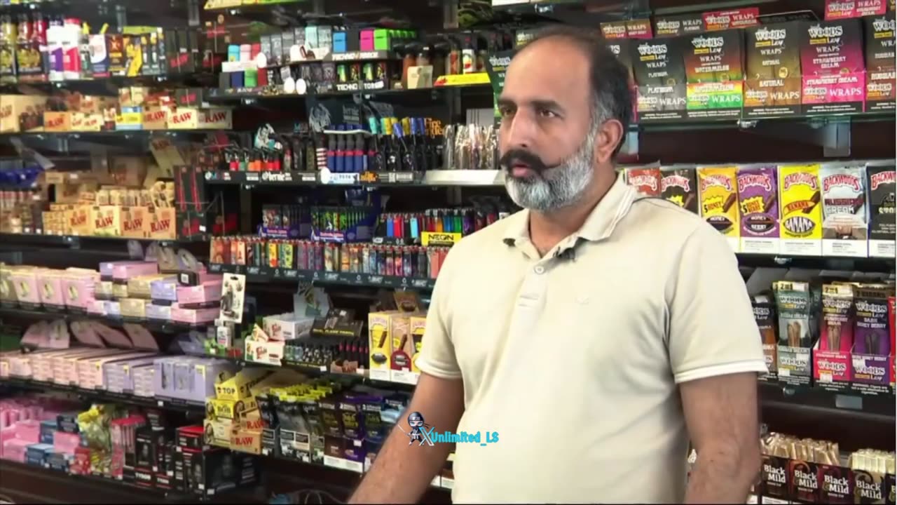 Baltimore smoke shop was robbed twice in one week by the same juveniles; 15-year-old now charged