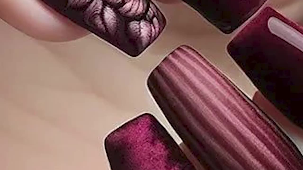 Trending Nails