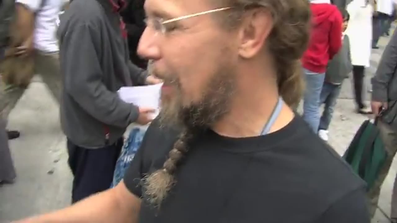 Masonic and Occult Symbols Near Yonge-Dundas Square +plus BONUS Her Majesty's Crown