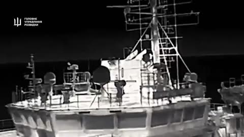 The Ukrainian Defense Intelligence (HUR) struck a Russian Black Sea Fleet ship near Novorossiysk.