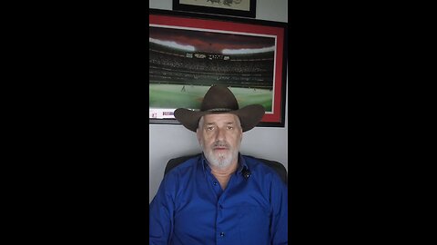 Michelle Obama is Still Calling America Racist!