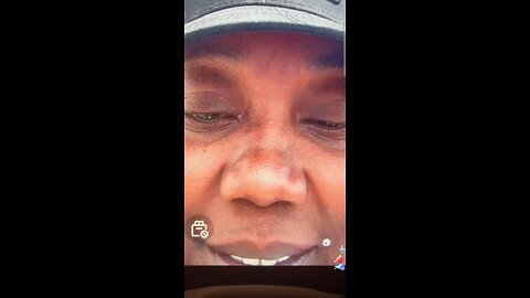 Madam Lo get off in that 🐀mug, no filter in the sun