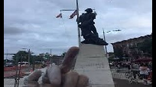 Chronos AI News: Zohran Mamdani flipping off a statue of Christopher Columbus