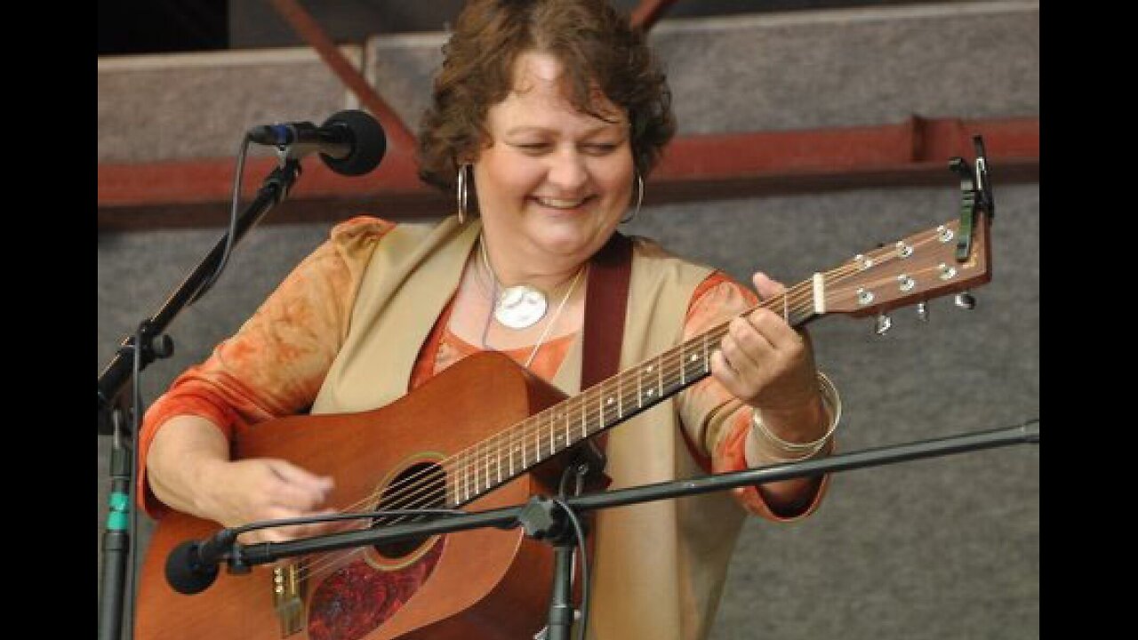 I Pressed Through the Crowd - Dale Ann Bradley