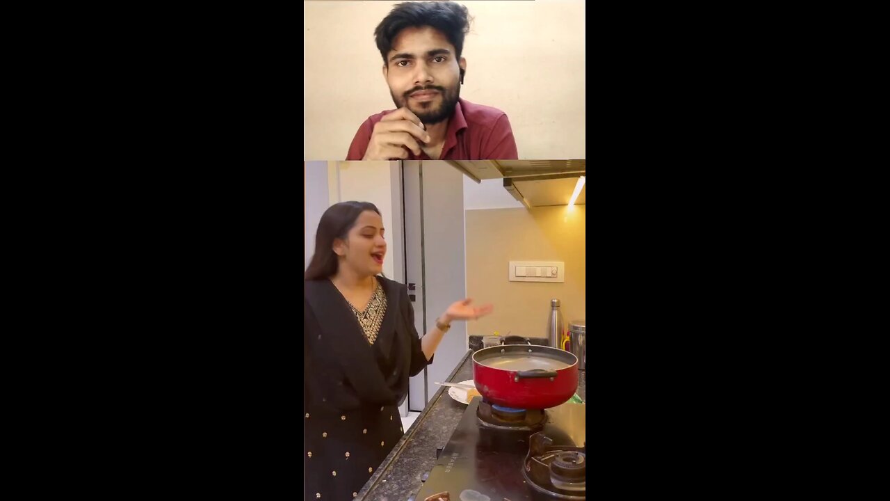 wife maggie banate time nach Rahi hai