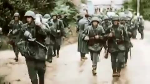 Waffen_SS_in_Combat_-_Colour_Footage-leQbw_qZrq4
