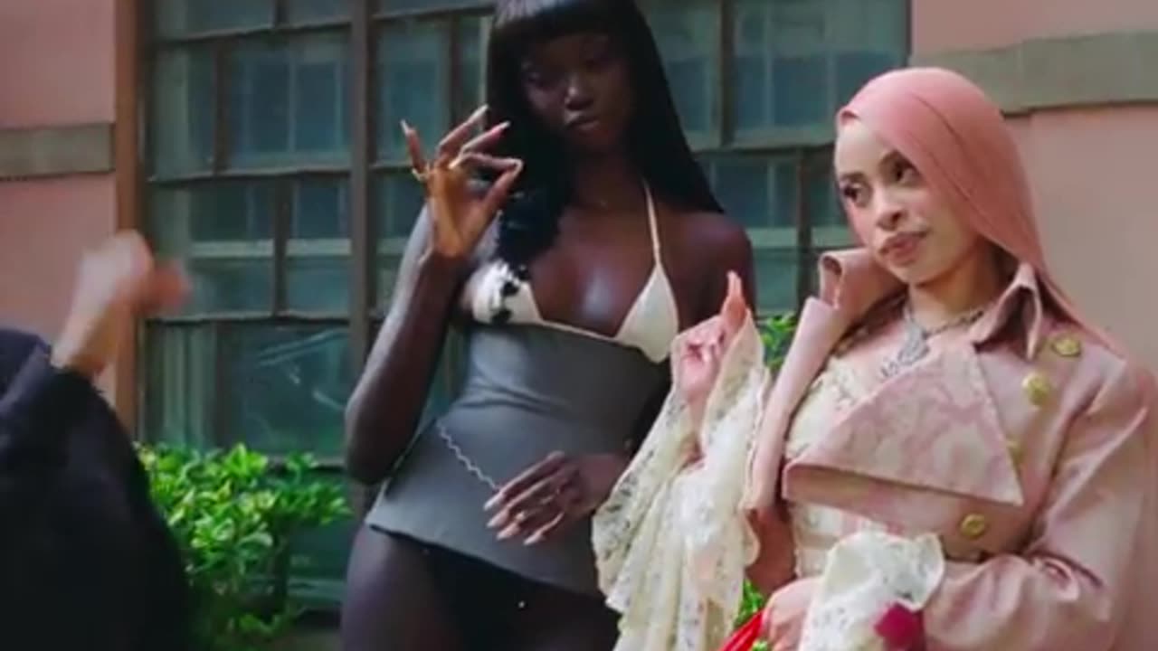 Ice Spice - Baddie Baddie