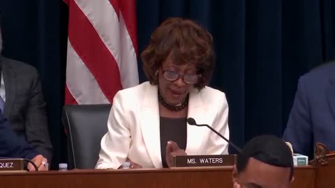 Maxine Waters, 86, Struggles to Read and Slurs Words After 34 Years in Office: Time for Change?